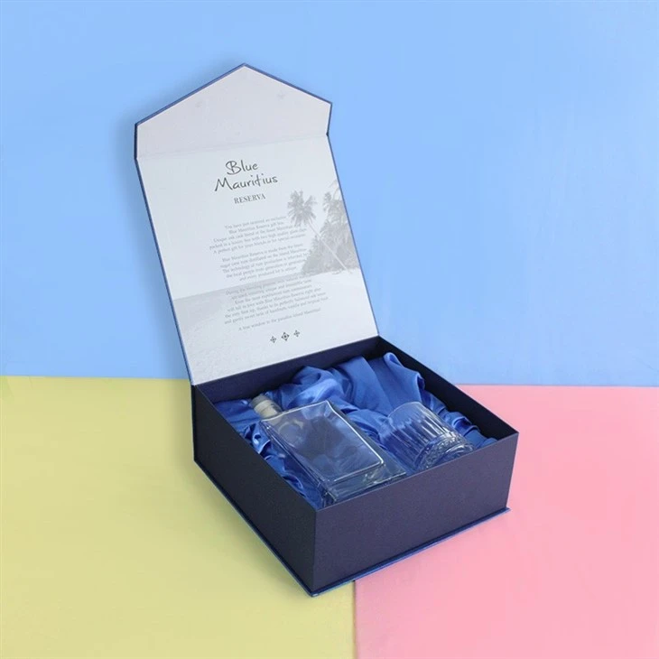 Wine Christmas Box