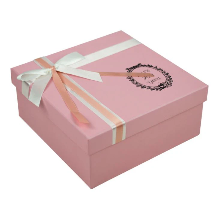 Boxes de cadeau de cadeau de décoratif avec des lids ruban .
