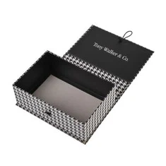 Kartɔn sapatu kɛsu minnu bɛ kɛ ka kɛɲɛ ni mɔgɔw sago ye, olu bɛ kɛ ka fɛnw labɛn ka kɛɲɛ ni u foroko ye .