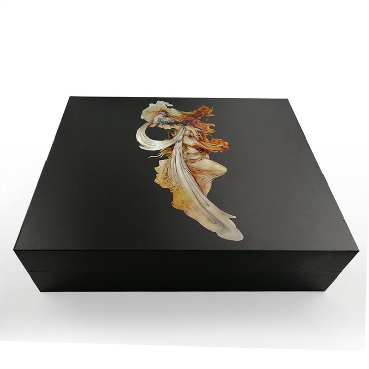 Personalized Wine Box