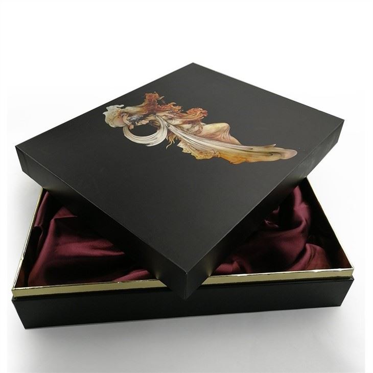 Personalized Wine Box